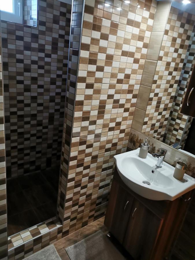 Zso-Ze Apartman Tiszafüred Εξωτερικό φωτογραφία